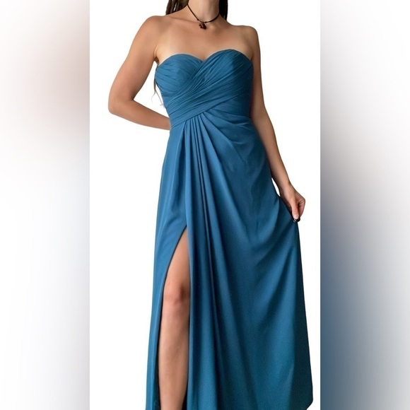 Azazie Dresses & Skirts - 🥒 Azazie Strapless Sweetheart Neckline Blue Bridesmaids Maxi Dress Slit 2 XS/S